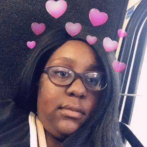 Meet your Posher, Akilah